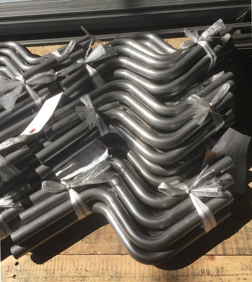 85-丸パイプ（25.4ｘ2.3）のＳ字曲げ