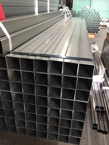 348-メッキ角パイプ切断